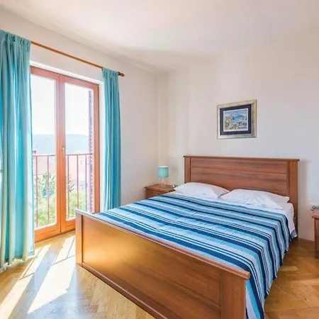 Fuer 8 Personen Ca 120 Qm In Rabac, Istrien Bucht Von Apartment *
